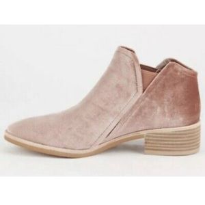 Dolce Vita Blush Velvet Tay Ankle Bootie